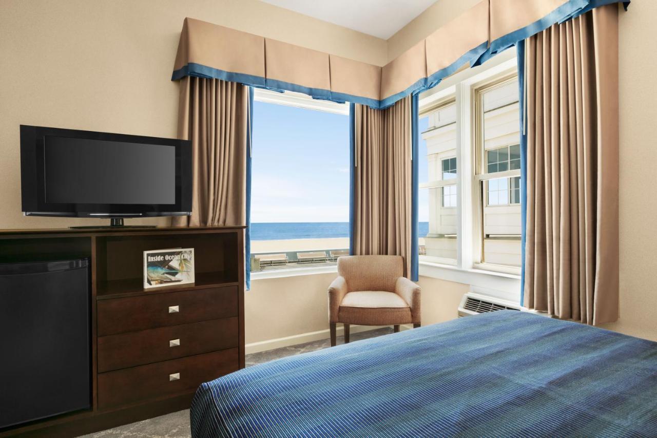 Harrison Hall Hotel Ocean City Extérieur photo